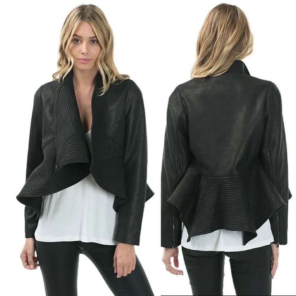 Gracia Black Ruffled Blazer